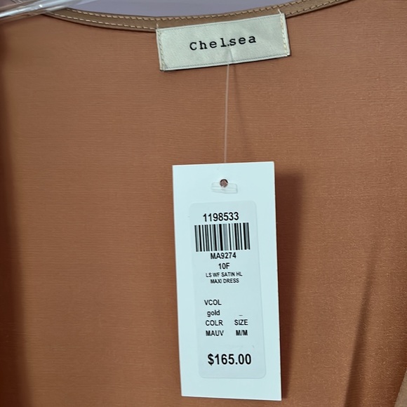 Size M Chelsea wrap dress with tags - Picture 2 of 3
